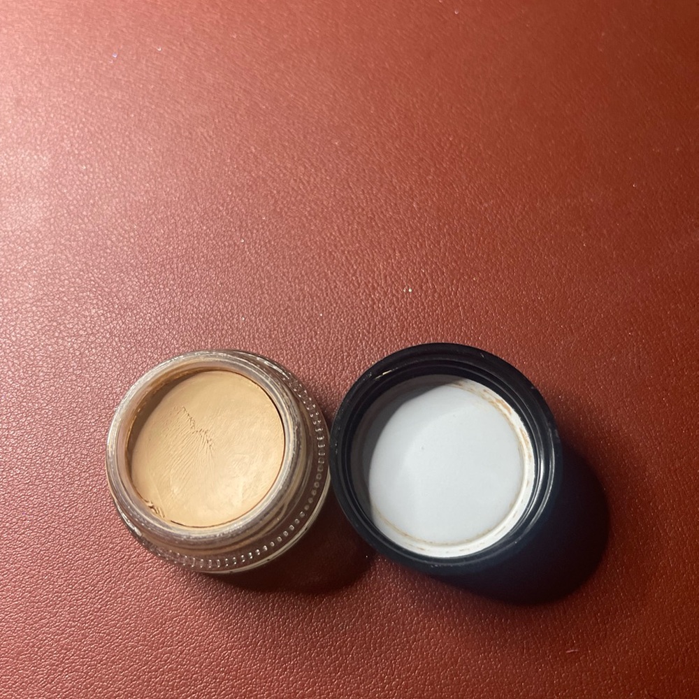 MAC Cosmetics Soft Ochre Pro Longwear Paint Pot